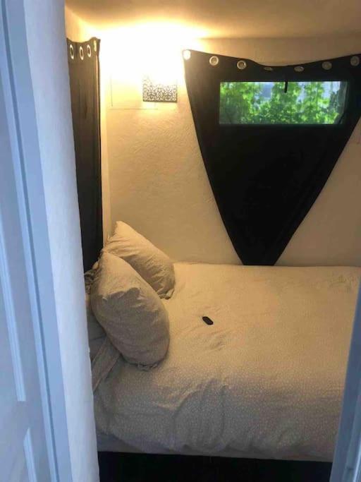 Logement Appartement Bourget لو بورجيه المظهر الخارجي الصورة