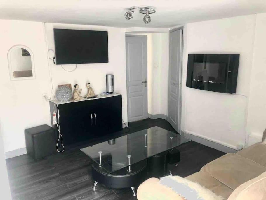 Logement Appartement Bourget لو بورجيه المظهر الخارجي الصورة